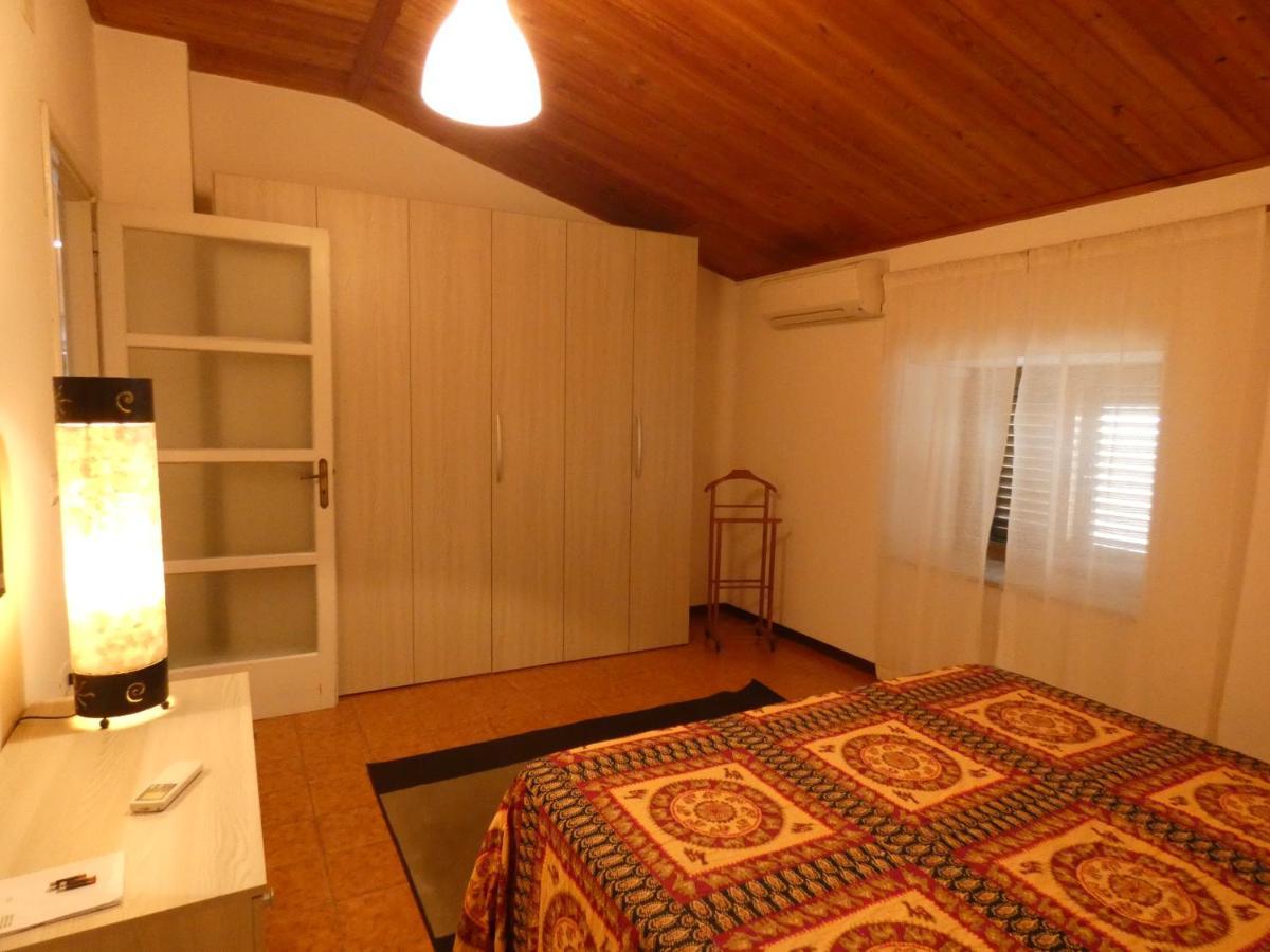 Apartament Holiday House Santa Severina Zewnętrze zdjęcie